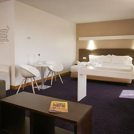 Aeminium, Affiliated By Melia 4*