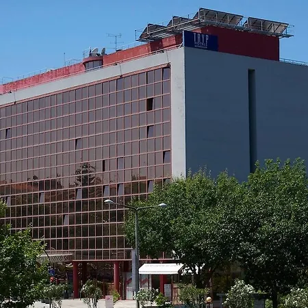 Szálloda Aeminium, Affiliated By Melia 4*