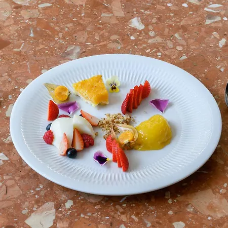 Hotel Aeminium, Affiliated By Melia 4*