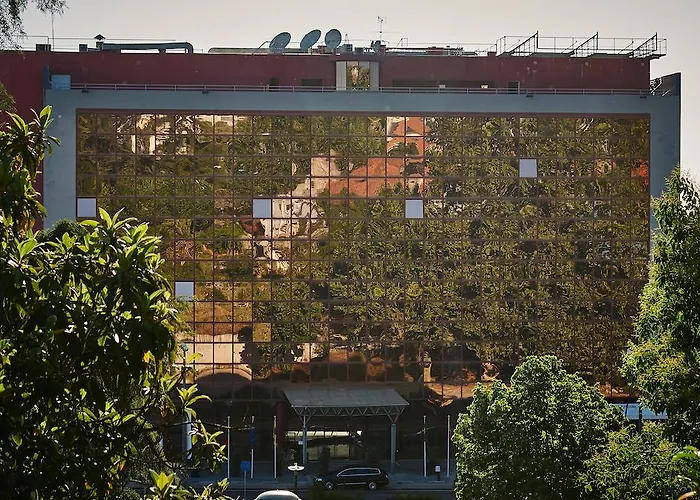 Aeminium Affiliated By Melia מלון 4*